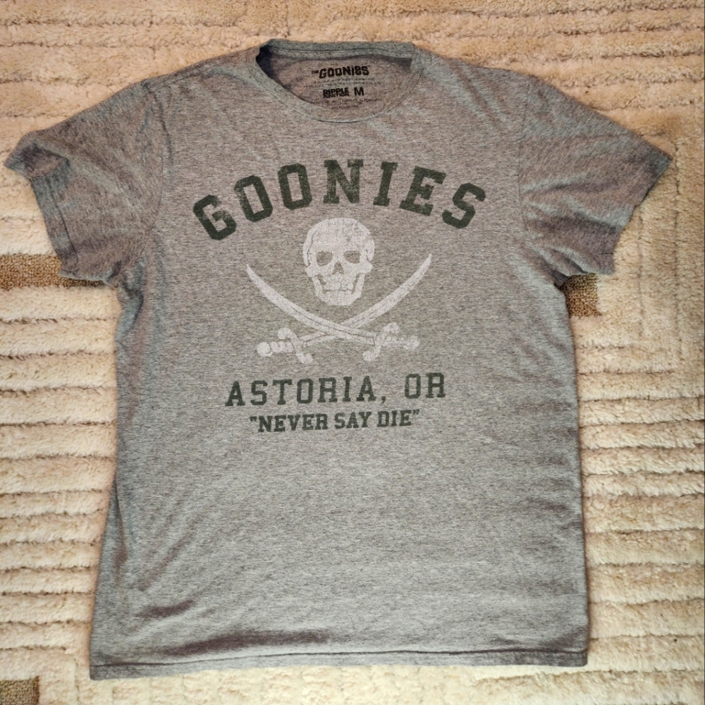 The Goonies Ripple Junction Women's Grey T-Shirt Size M Short Sleeve Tee 0055